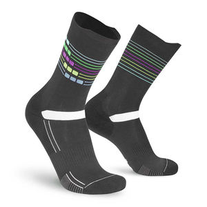 Nuevos Calcetines de Fútbol Antideslizantes al por Mayor, Color Sólido, Buena Calidad, Calcetines Deportivos Personalizados para Hombre - Product Image 1