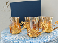 QIAN HU – Nouveauté ! Ensemble de tasses et soucoupes à café expresso vintage de luxe 150 ml, écologiques, en verre, plaqué or, motif fleur de lys Calla, pour le thé