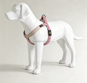Conjunto de Arnés y Correa para Perro VaryWell, Diseño de Lujo, Transpirable para Verano, para Perros Pequeños, Medianos y Grandes, Regalo para Mascotas en San Valentín - Product Image 3