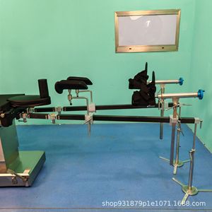Cadre de traction orthopédique mobile QYJ-658 en acier inoxydable, transmissif aux rayons X, pour la correction de la colonne vertébrale - Product Image 1