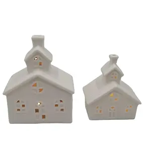 Village Row House White 8 × 4,5 Porzellan Feiertagstee-Lichtfiguren-Set aus 3 Teilen