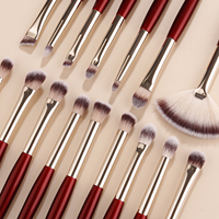 IPRESTA Kit professionnel de 16 pinceaux de maquillage en poils naturels pour le visage et les yeux avec d'autres poignées – Pinceaux pour estomper, anticernes et lèvres