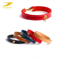 Collier pour chien en cuir PU fin de couleur unie, fabriqué en usine, confortable et doux, avec anneau en D doré, plusieurs tailles pour petits chiens et chats
