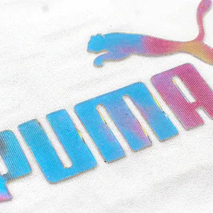 Isı transferi baskısı silikon etiket özel Logo toptan giyim etiketi 3D kauçuk yıkanabilir yaka boyutu etiket etiket t-Shirt