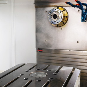 <span class=keywords><strong>MJ</strong></span>-500 de modèle de centre d'usinage horizontal CNC de haute précision pour le traitement de fraisage et de <span class=keywords><strong>taraudage</strong></span> de pièces métalliques complexes - Product Image 4