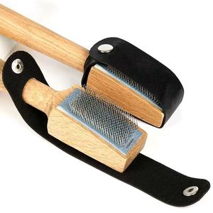 <span class=keywords><strong>Brosse</strong></span> à chaussures de danse en métal tressé avec manche en bois durable - Product Image 3
