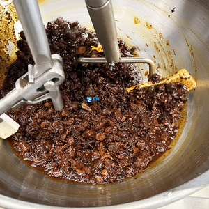 อุปกรณ์ทำอาหารแบบหมุนอัตโนมัติ ใช้แก๊ส ทำจากสแตนเลส พร้อมเครื่องกวน หม้อปรุงอาหารสำหรับปรุงเครื่องปรุงรสเป็ดดำมาดูรา - Product Image 1