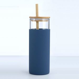 แก้วน้ำ แก้วน้ำทรงสูง ขวดน้ำดื่ม หลอดซิลิโคน ปลอกป้องกัน ฝาไม้ไผ่ - Product Image 4