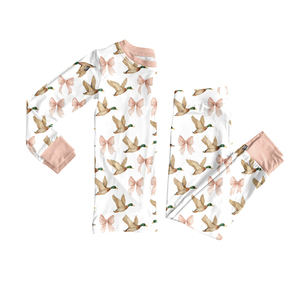 Conjunto de ropa de manga larga con estampado de fútbol de calabaza para niña pequeña personalizada al por mayor, pijamas de otoño para niños - Product Image 2