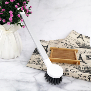 Cepillo para Ollas con Mango <span class=keywords><strong>de</strong></span> <span class=keywords><strong>Aluminio</strong></span> y Cerdas Antibacterianas para una Limpieza <span class=keywords><strong>de</strong></span> Cocina Duradera y Eficaz, y Eliminación <span class=keywords><strong>de</strong></span> Manchas - Product Image 4