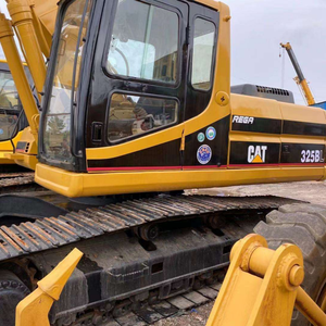 Excavadora Usada Caterpillar 325BL Original y Asequible con Gran Capacidad de Trabajo - Product Image 3