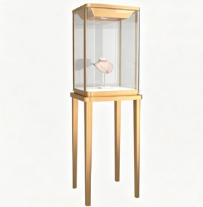 <span class=keywords><strong>Vitrina</strong></span> <span class=keywords><strong>de</strong></span> Exhibición <span class=keywords><strong>de</strong></span> Joyería <span class=keywords><strong>de</strong></span> Lujo con Pedestal Alto en Color Oro Champán, Estilo Museo Moderno con Iluminación LED y Tapa <span class=keywords><strong>de</strong></span> <span class=keywords><strong>Vidrio</strong></span> con Cerradura - Product Image 1