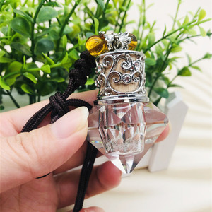 3ml araç parfüm şişesi kristal hava spreyi difüzör asılı otomatik kolye kokusu için boş cam doldurulabilir şişe uçucu yağ - Product Image 1