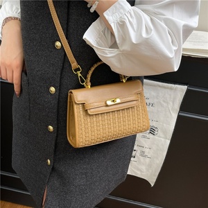 Borsa a Tracolla Piccola Quadrata da Donna con Manico Texturizzato, in PU, Capacità 2-2.9L, Fodera in Poliestere, Dettagli Cuciti - Classica e Versatile - Product Image 4
