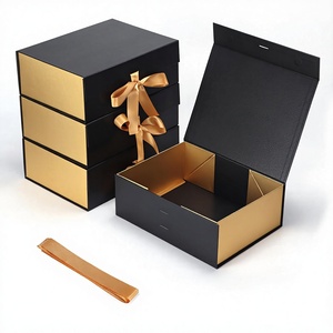 Cajas de Regalo Rectangulares Plegables de Cartón Personalizables con Tapas de Cierre Magnético, Cinta Negra y Dorada <span class=keywords><strong>para</strong></span> Bodas, <span class=keywords><strong>Cumpleaños</strong></span>, Día de la Madre - Product Image 1