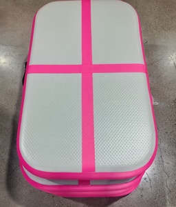 <span class=keywords><strong>Tapis</strong></span> de gymnastique gonflable portable avec surface en <span class=keywords><strong>tapis</strong></span> durable pour l'entraînement à domicile en cheerleading, tumbling et yoga - Product Image 2
