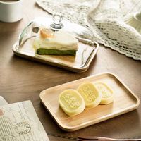 Dôme en verre sur mesure avec base en bois