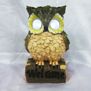 Belle chouette debout sur un tas de bois lumière solaire Figurine ornement décor à la maison Art extérieur <span class=keywords><strong>jardin</strong></span> entrée lumière résine Sculpture - Product Image 2
