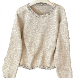 เสื้อสเวตเตอร์คอวีลายดอกไม้แบบนิช ดีไซน์ลำลองสำหรับผู้หญิง สไตล์ฤดูใบไม้ร่วง เสื้อคลุมตัวนอกแบบปกติ เนื้อผ้านุ่ม โลโก้ด้านหน้า - Product Image 5