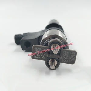 <span class=keywords><strong>Denso</strong></span> Isuzu 4HK1 6HK1 için hakiki yakıt enjektörü DİZEL MOTOR PARÇALARI 095000-5471 Common Rail dizel enjektör - Product Image 5
