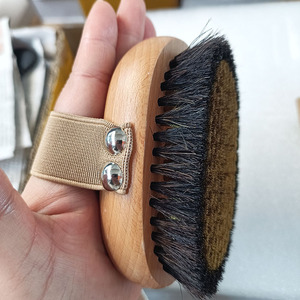 <span class=keywords><strong>Brosse</strong></span> corporelle <span class=keywords><strong>anti</strong></span>-<span class=keywords><strong>cellulite</strong></span> en <span class=keywords><strong>bois</strong></span> de hêtre naturel avec ions de cuivre pour le drainage lymphatique, la <span class=keywords><strong>cellulite</strong></span>, une peau éclatante, spa à domicile - Product Image 4
