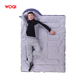 Il <span class=keywords><strong>sacco</strong></span> <span class=keywords><strong>a</strong></span> <span class=keywords><strong>pelo</strong></span> da campeggio WOQI è leggero e impermeabile per 3 stagioni con <span class=keywords><strong>un</strong></span> sacchetto di compressione per sacchi <span class=keywords><strong>a</strong></span> <span class=keywords><strong>pelo</strong></span> da campeggio - Product Image 2