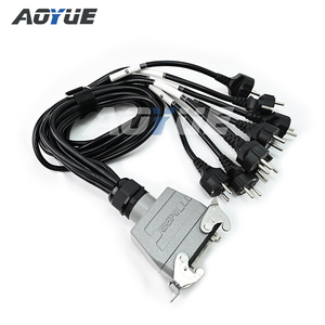 Cable de alimentación HB01 Harting de 1 m y 16 polos, 8 enchufes Schuko EU a cable de alimentación de iluminación escénica Harting de 16 pines - Product Image 1