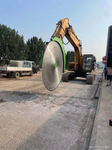 Hydraulische Zaagkop Voor Het Snijden Van Boomtak - Product Image 6