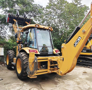 Chargeuses-pelleteuses JCB 3CX, Chargeuse-pelleteuse hydraulique 4x4 JCB 4CX, Mini-excavatrice sur roues, Chargeuse-pelleteuse tractable 3CX, Moteur diesel - Product Image 6