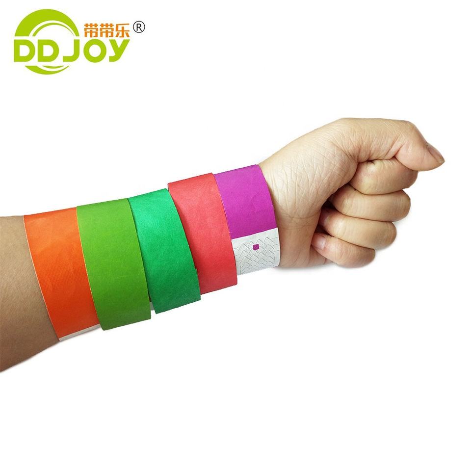 China OEM Wholesale Custom Event Tyvek Wristband Disposable Paper Bracelets 6