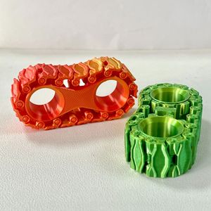 Jouets anti-stress et de décompression en plastique en forme de chenille, populaires à l'international, fabriqués en Chine, unisexe - Product Image 3