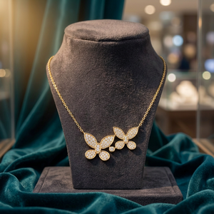 Collar con Colgante de Mariposa para Mujer, Chapado en Oro Amarillo, Diamante Redondo de Corte Brillante, Microincrustaciones, Cadena de Caja, Lujoso, para Uso Diario - Product Image 3