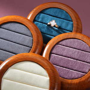 Expositor de Joyería de Madera Maciza con Microfibra, Bandeja para Exhibición de Anillos, Soporte para Exhibición de Joyería - Product Image 3