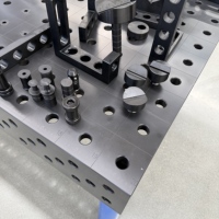 Meja Kerja Pengelasan Modular 3D Berkualitas Tinggi dengan Sistem Lubang 5 Sisi Presisi untuk Pengaturan Pengelasan Struktur Logam Besar