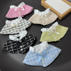 Ensemble de vêtements pour poupée en peluche de 17 cm avec barrette à cheveux et robe fleurie - Unisexe pour les 14 ans et plus - Product Image 5