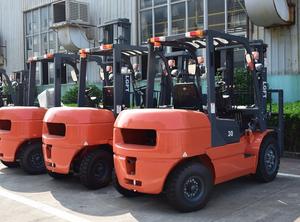 Gemaakt In Japan Gebruikt Nieuw Type Fd20 Fd25 Fd30 <span class=keywords><strong>3</strong></span> <span class=keywords><strong>Ton</strong></span> 2ton 2.5 <span class=keywords><strong>Ton</strong></span> Diesel Heftruck Te Koop - Product Image 4