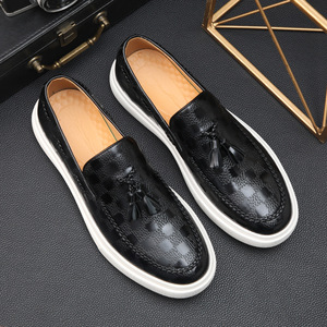 Baskets décontractées de luxe pour hommes en cuir véritable à semelle rouge, style Campus Couple - Product Image 4