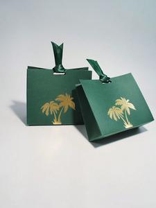 Luxury Clothes Gift Packaging Paper Bags With <b>Ribbon</b> Handle Paper Shopping Bags With Your Own logo - Product Image 2