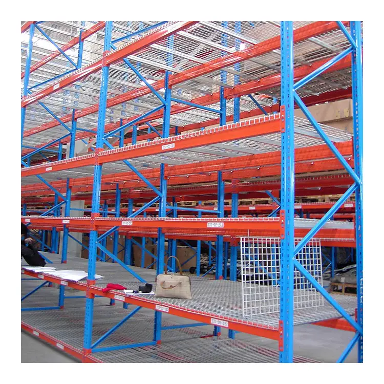 Factory Direct Sale Wire Mesh Decking Steel Rack System Customized Heavy Duty Selective Pallet Rack