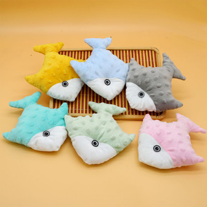 ของเล่นแมวรูปปลาบีบมีเสียง กลิ่นแคทนิป น่ารัก นุ่มนิ่ม ช่วยคลายเครียด - Product Image 2