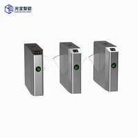 Portillon à ailes rétractables automatiques avec système biométrique et capteur anti-écrêtlement, pour bâtiments de bureaux intelligents