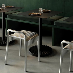 Tabouret de bar en tuyau industriel avec siège en bambou naturel, tabouret sans dossier en métal de style vintage pour restaurant, bar, café, salon de thé - Product Image 5