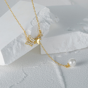 Collar de Plata de Ley S925 con Tres Mariposas y Circonitas, Cadena Larga con Colgante de Perla para Niñas, Marca CANNER, Verano - Product Image 3