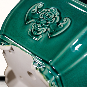 Maceta de Cerámica para Bonsái, Esmaltada en Verde, Hecha a Mano, con Forma de Murciélago, para Escritorio - Product Image 2