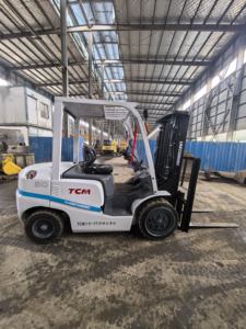 Carretilla elevadora TCM FD30 de alta calidad, máquina diésel de segunda mano de 3 toneladas para carretilla elevadora TCM FD30 a la venta - Product Image 2