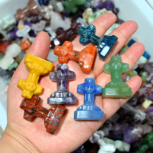 Vente en gros de sculptures en cristal naturel, couleur aléatoire, mini-sculptures en quartz - Product Image 6