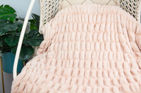 Couette en vison Super douce et confortable, taille king, fausse fourrure tricotée, couvertures épaisses pour la décoration de luxe de la maison