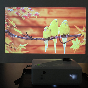 Projecteur Home Cinéma Portable P3 1080P HD 4K Lecture Android OS Haute Lumen BT WiFi Correction Manuelle Élégant - Product Image 6
