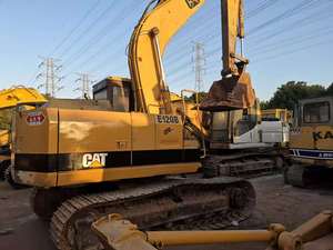 Excavatrice d'occasion CAT E120B, prix avantageux, excellentes performances. Excavatrice CAT d'occasion à vendre. - Product Image 3