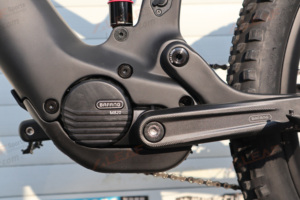 Vélo de montagne électrique Bafang M820 4LEAF Scarlet Witch, cadre en fibre de carbone, fourche en alliage d'aluminium, batterie 48V, freins à disque hydrauliques - Product Image 5